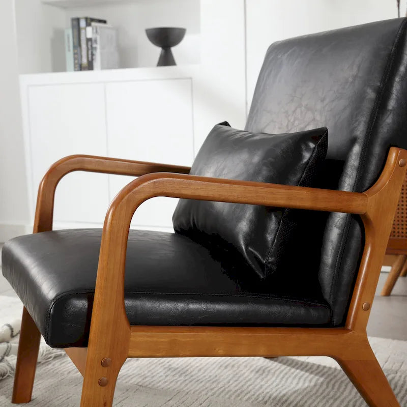 Fauteuil de style moderne — fauteuil à structure en bois massif et revêtement rembourré